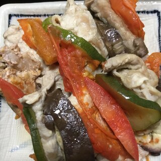 豚肉と夏野菜の蒸し焼き